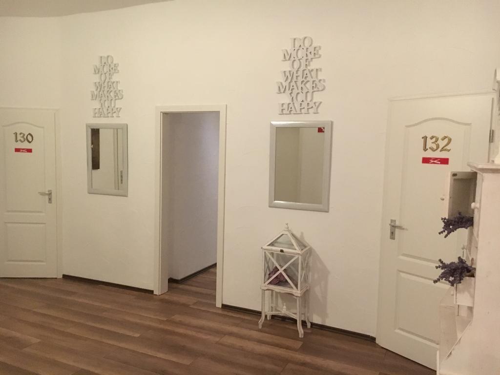 Hotel Ovelgoenner Hof Buxtehude Buitenkant foto